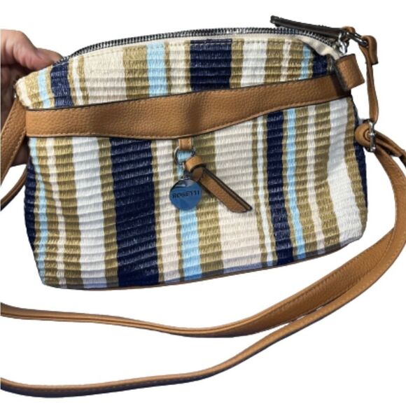 Rosetti woven purse/bag - Picture 3 of 6